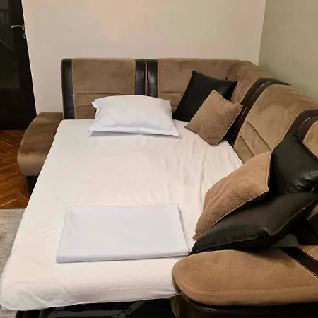 Апартамент Neptun - Great Location & Welcome Treats Варна